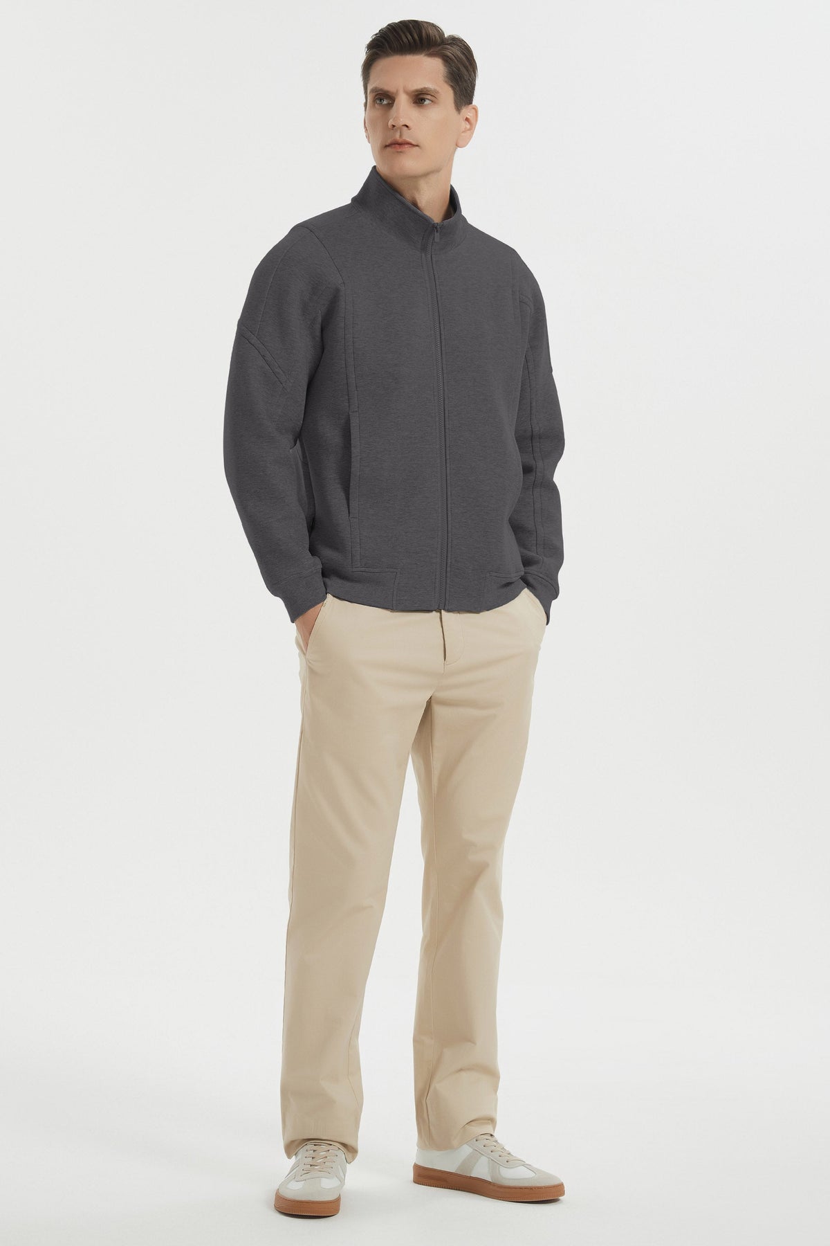 Men's full-zip sweatshirt jacket with mock collar and long sleeves