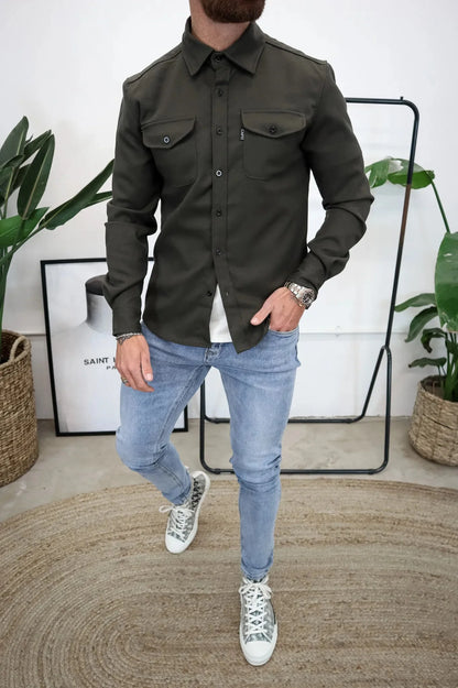 Men's long-sleeve button-up shirt jacket with two chest pockets