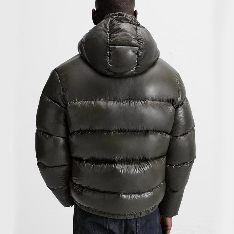 Men's hooded quilted puffer jacket with zip front and side pockets