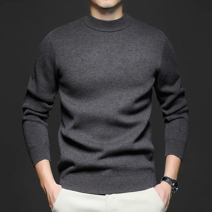 Men's plain mock-neck sweater with ribbed trims