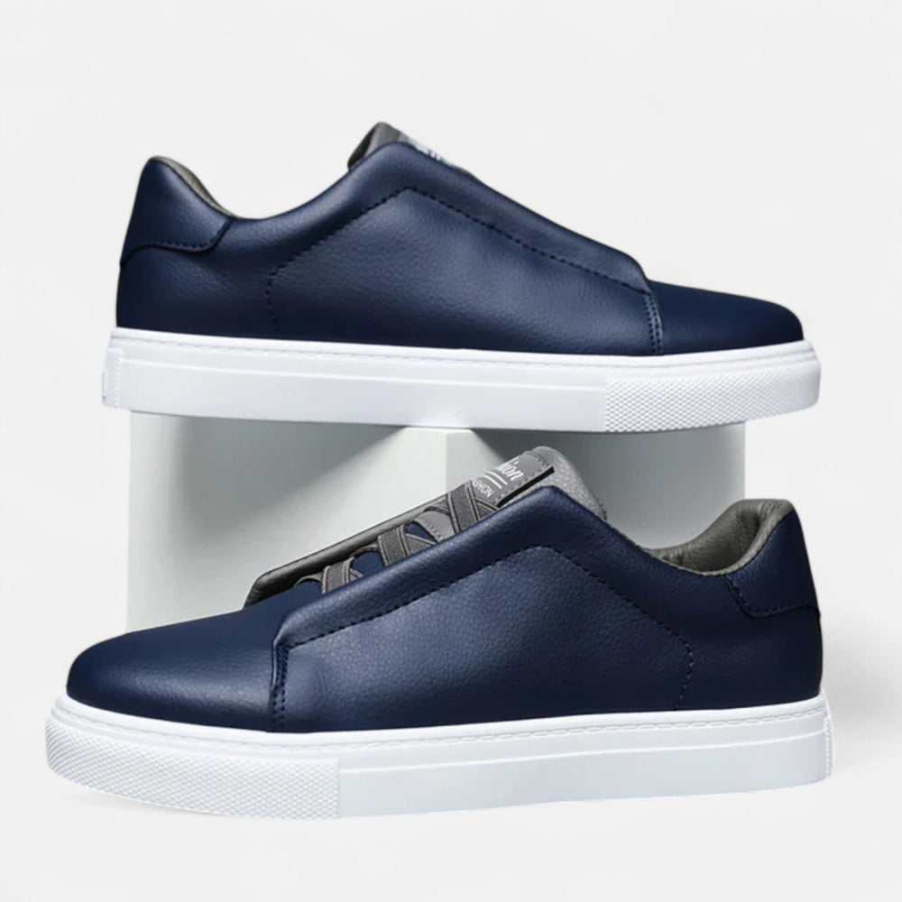 Men's panelled slip-on trainers with rounded toes and flat soles