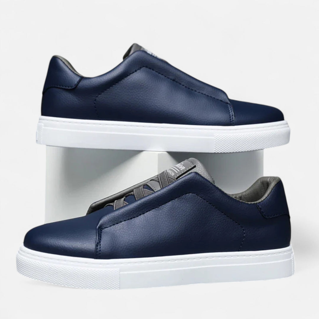 Men's panelled slip-on trainers with rounded toes and flat soles