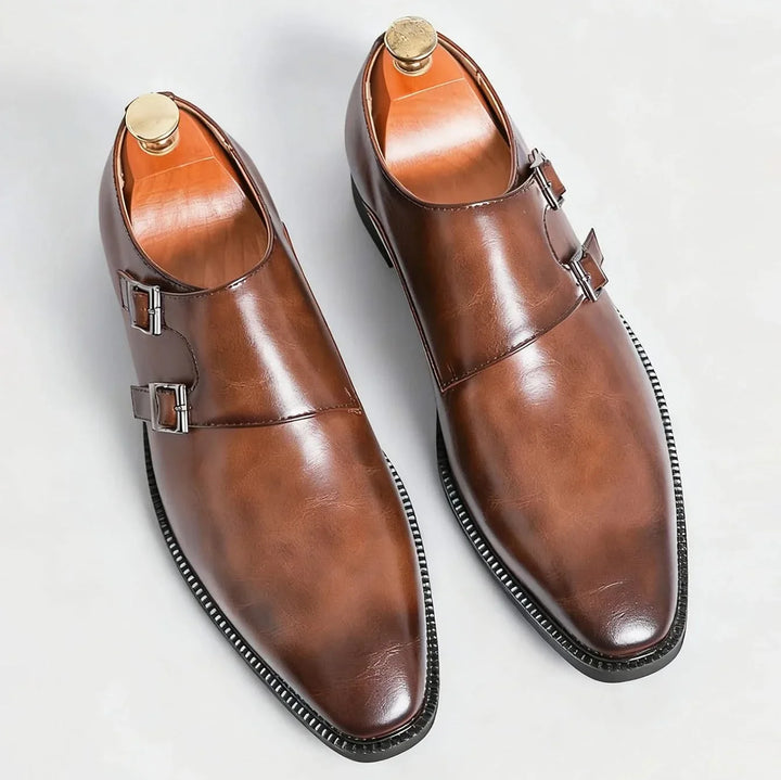 Monk strap loafers with buckle fastening