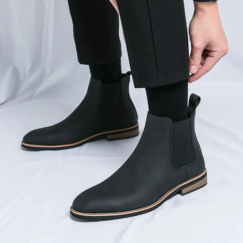 Men's leather Chelsea boots