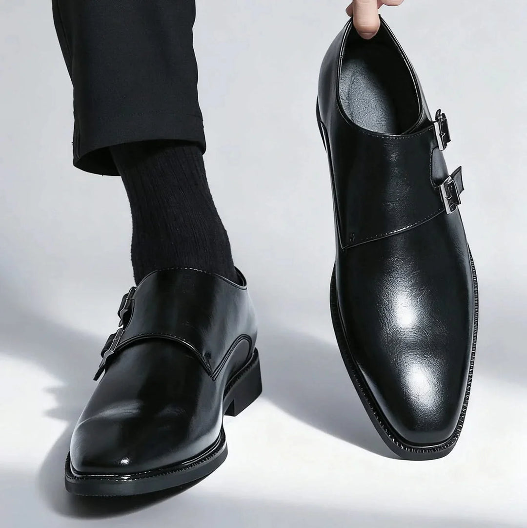 Monk strap loafers with buckle fastening