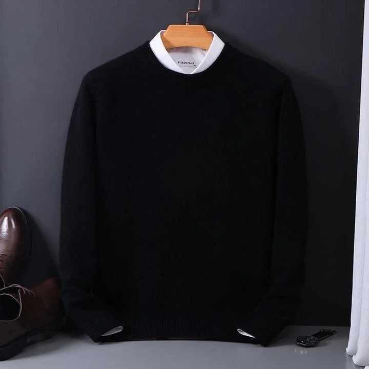 Men's plain crew neck sweater with long sleeves