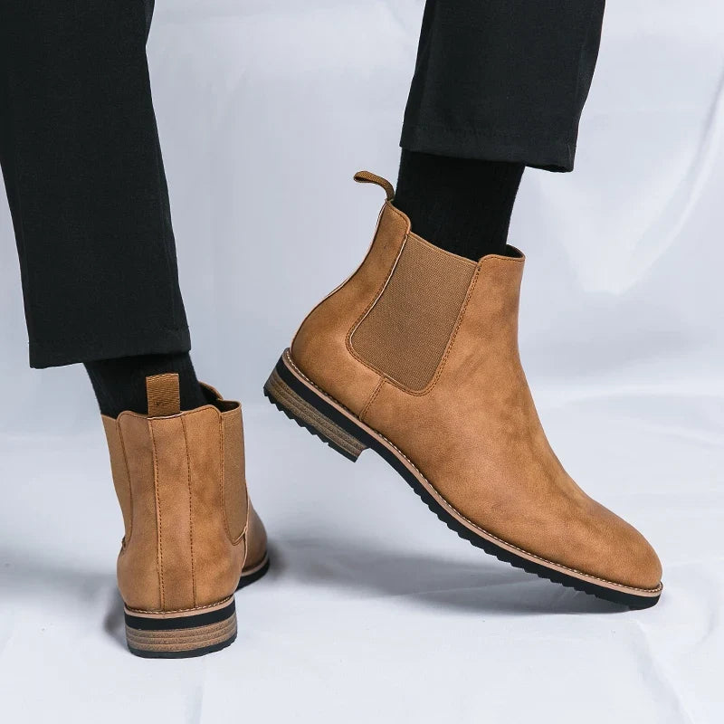 Men's leather Chelsea boots