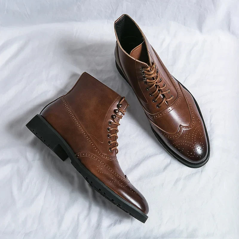 Men's lace-up brogue ankle boots with wingtip toe detailing