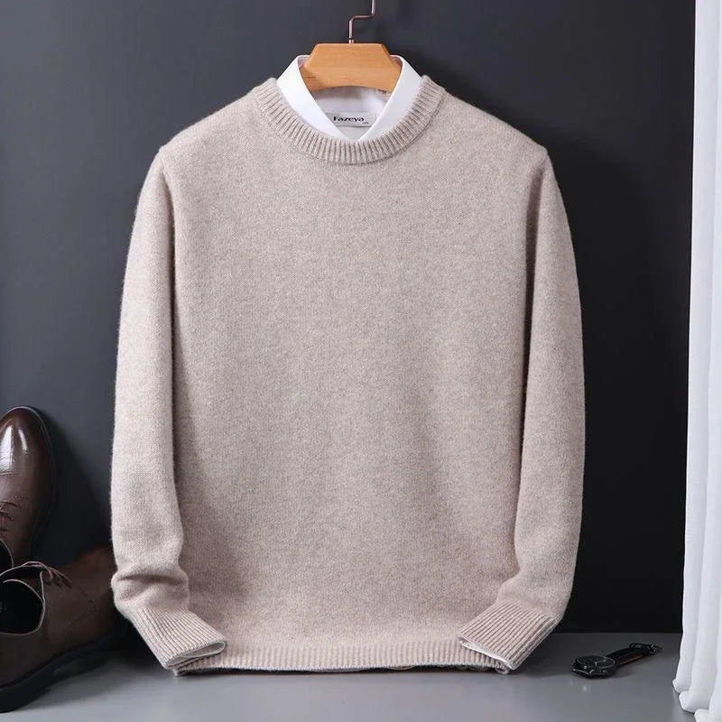 Men's plain crew neck sweater with long sleeves