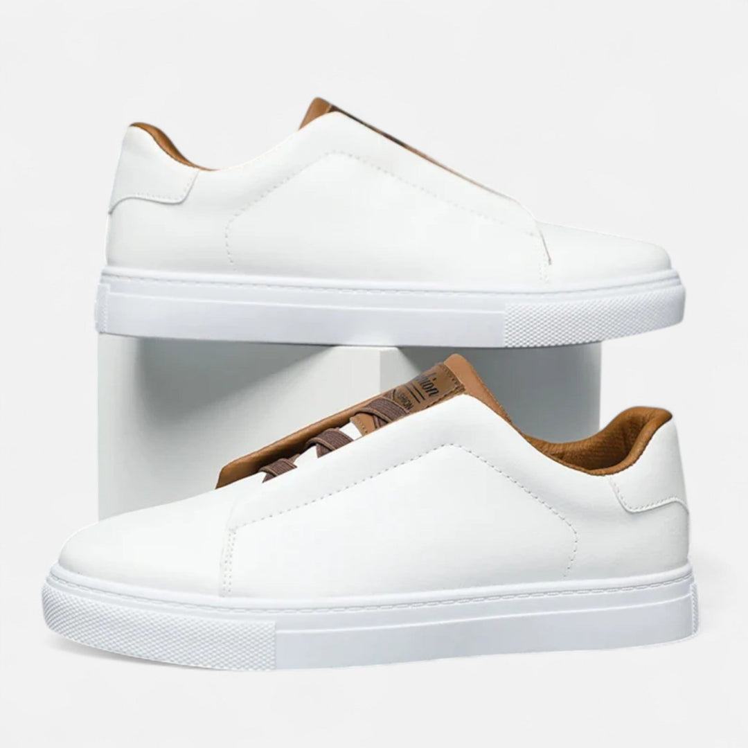 Men's panelled slip-on trainers with rounded toes and flat soles
