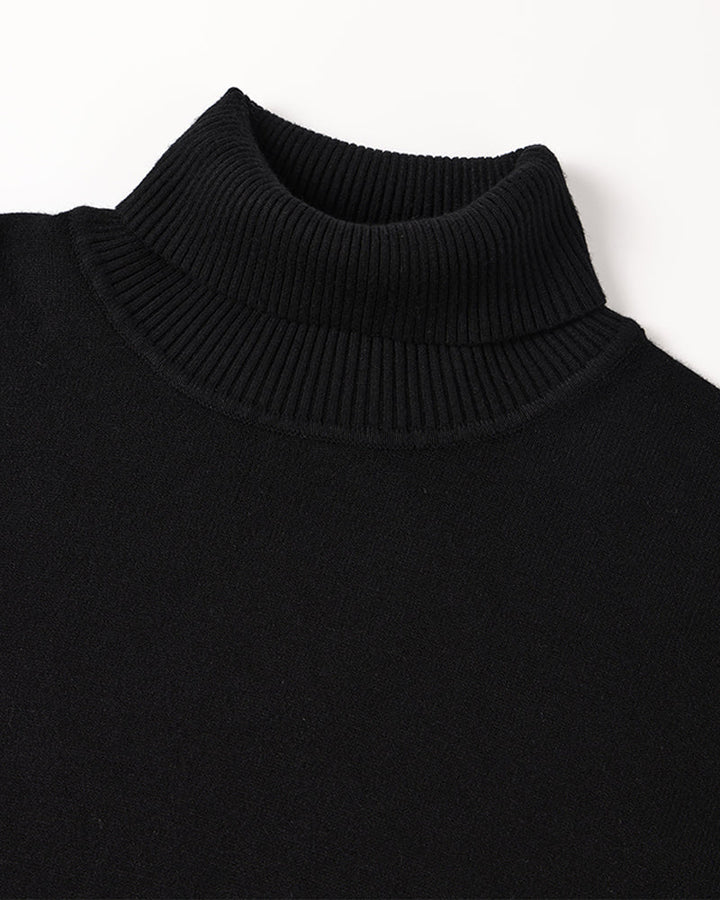 Men's slim-fit ribbed turtleneck sweater with long sleeves