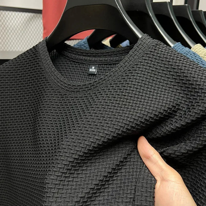 Men's Textured Crew Neck T-Shirt, Lightweight Cotton Casual Everyday Top with Modern Fit