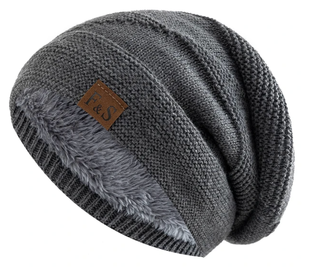 Textured knit men's slouch beanie with a visible furry lining