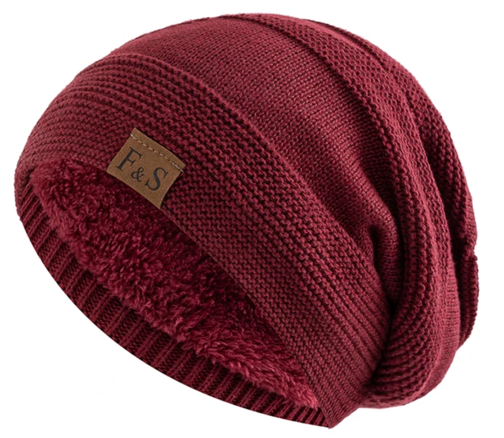 Textured knit men's slouch beanie with a visible furry lining
