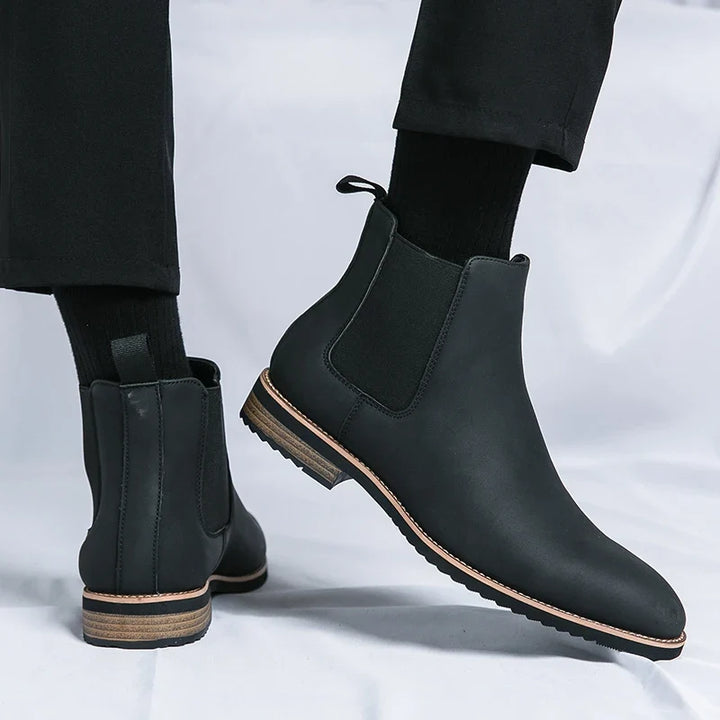 Men's leather Chelsea boots