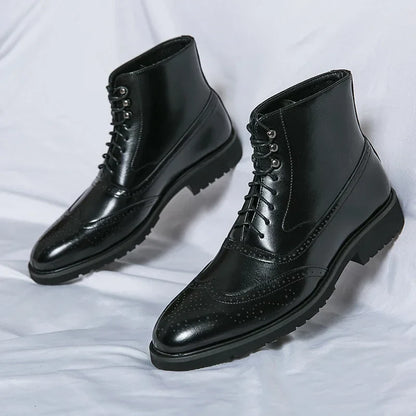 Men's lace-up brogue ankle boots with wingtip toe detailing
