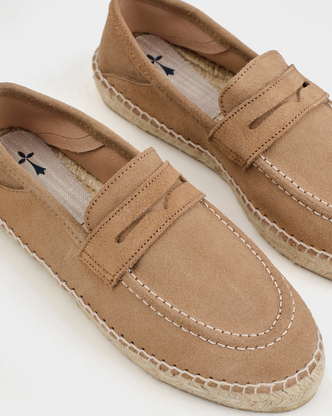 Hamptons Vintage Taupe