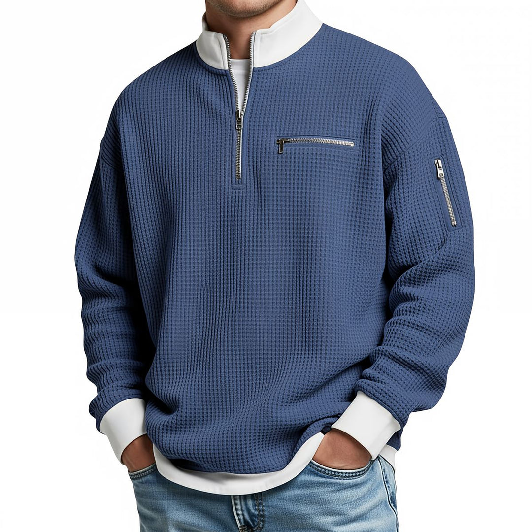 Men's textured half-zip jumper with stand collar and zipped pockets