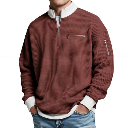 Men's textured half-zip jumper with stand collar and zipped pockets