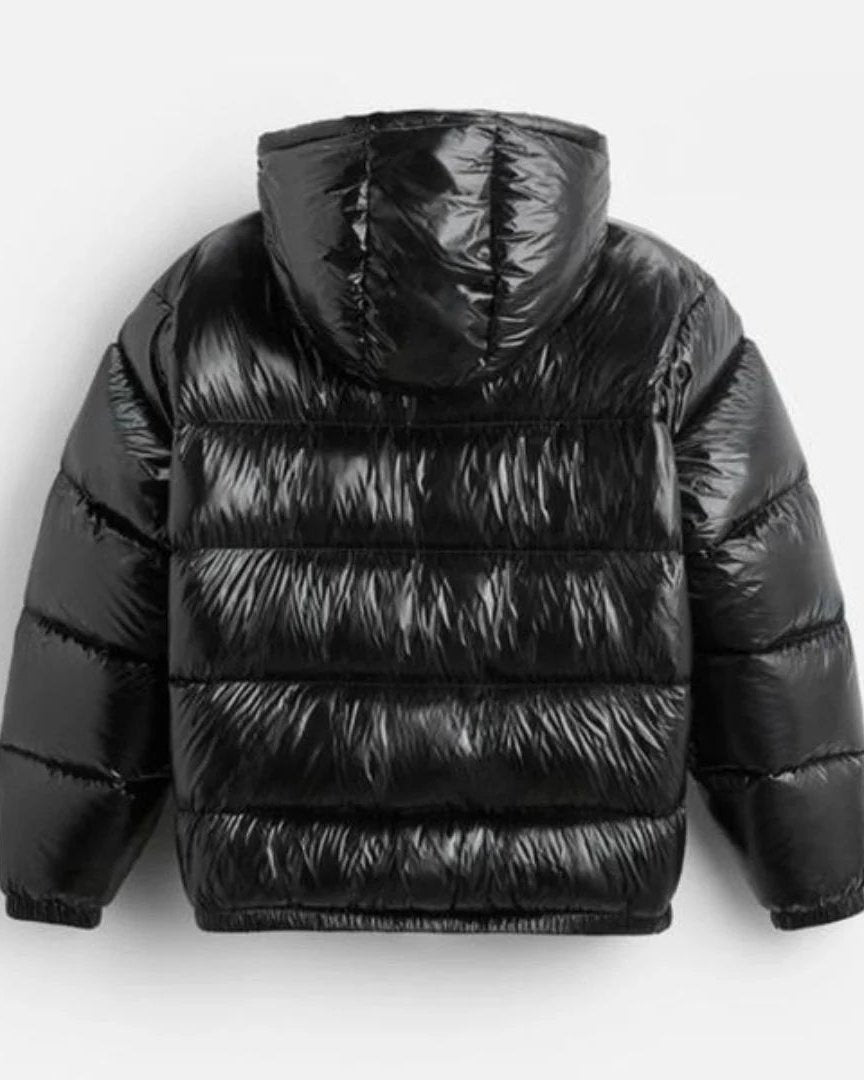 Men's hooded quilted puffer jacket with zip pockets