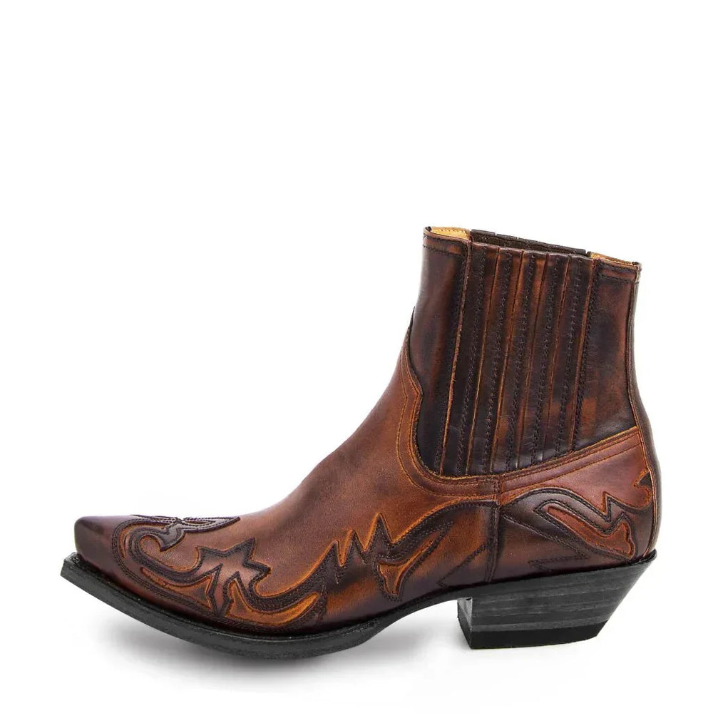Men's western ankle boots with pointed toes, stitched motifs and raised heels