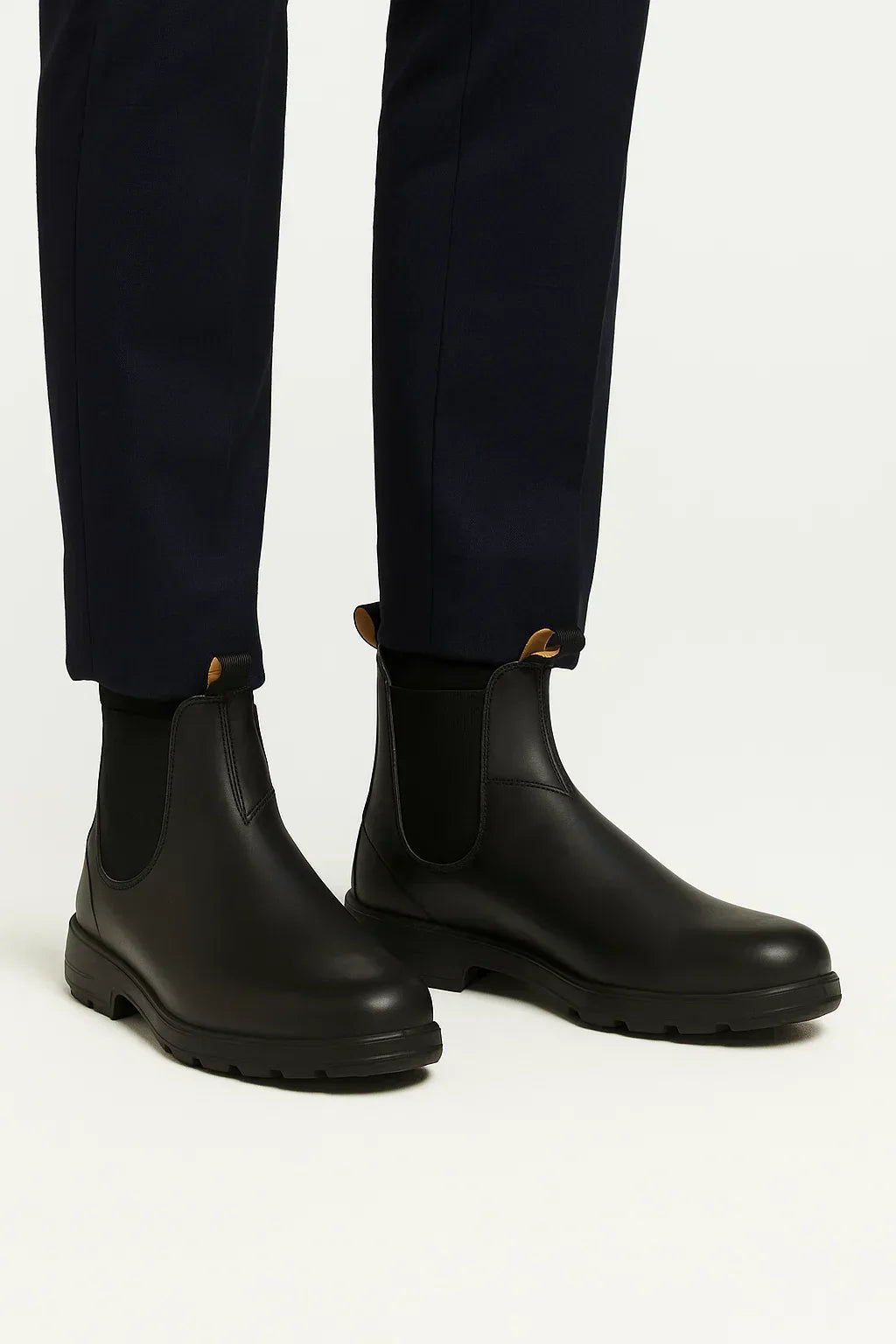 Men's Chelsea Boots in PU Leather with Elasticated Panels