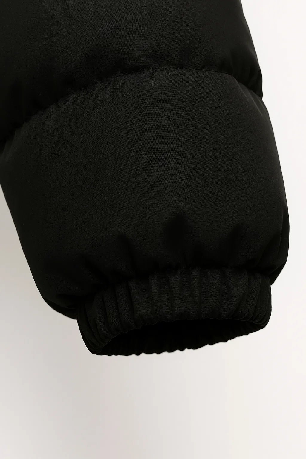 Men's hooded lined jacket with pockets