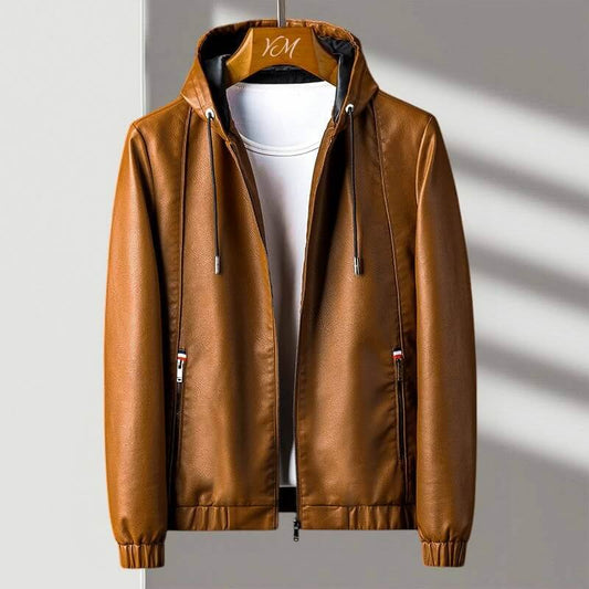 Men's hooded jacket with zip front, long sleeves and zipped pockets