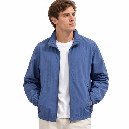 Men's plain windbreaker jacket with stand collar, long sleeves and zipped pockets