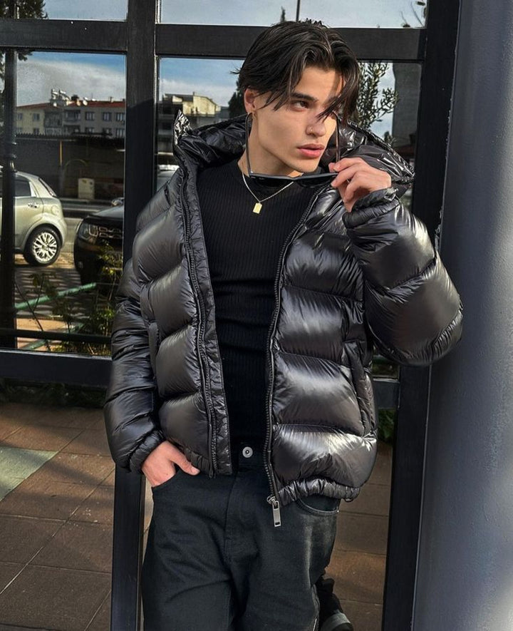 Men's hooded quilted puffer jacket with zip front and side pockets