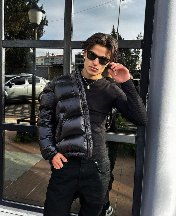 Men's hooded quilted puffer jacket with zip front and side pockets