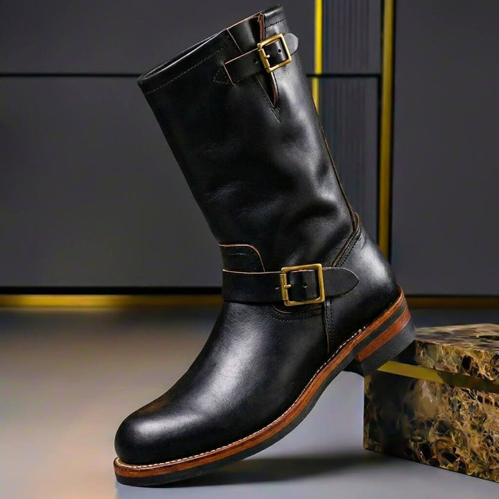 Vintage-style ankle lace-up boots