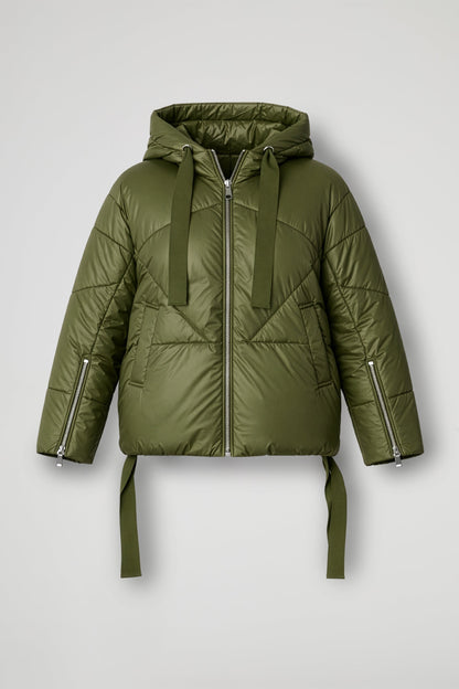 Short quilted puffer jacket with a front zip fastening
