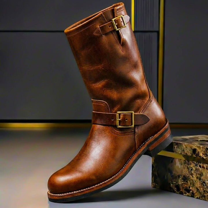 Vintage-style ankle lace-up boots