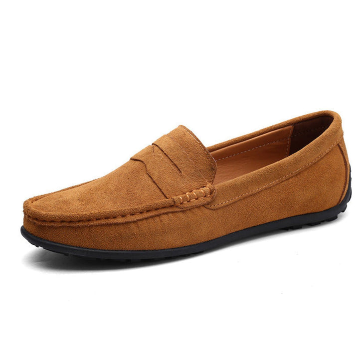 Men's moc toe loafers with penny strap detail