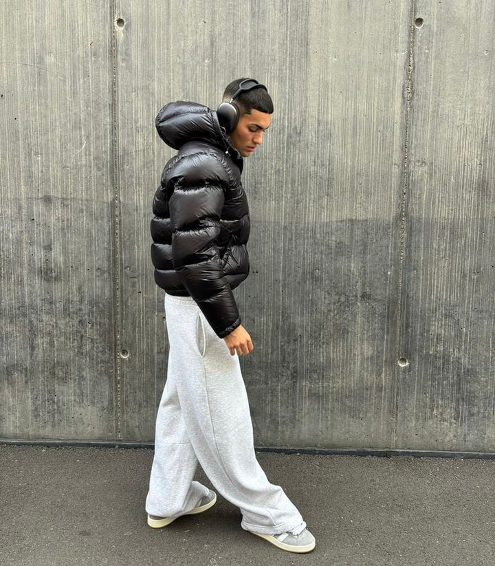 Men's hooded quilted puffer jacket with zip front and side pockets
