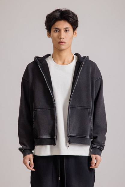 Linden zip jacket with a casual outerwear cut