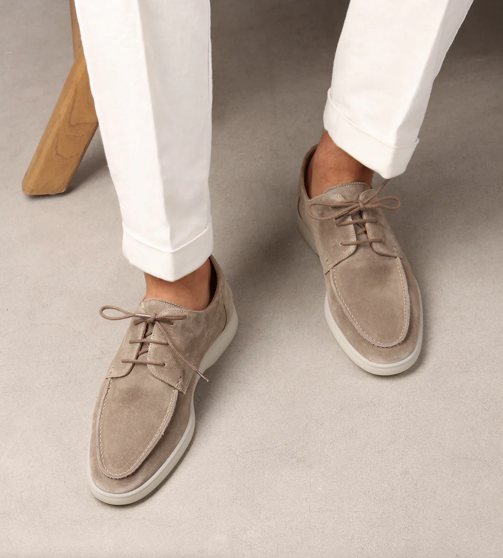 Men's moc toe derby shoes