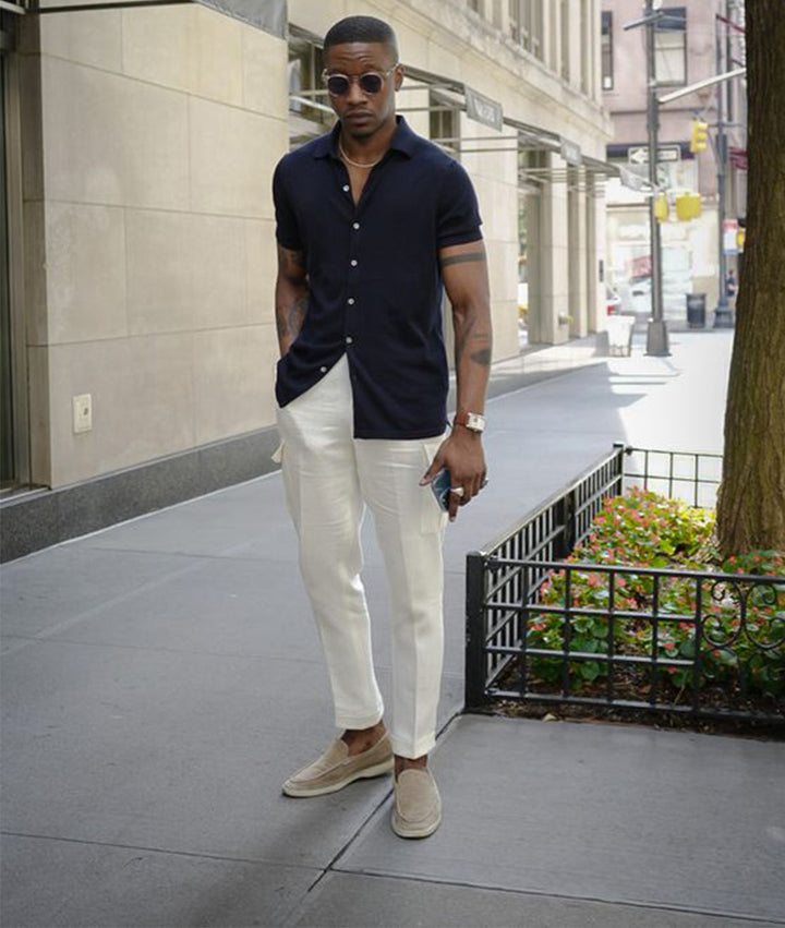 Men's slip-on loafers with round toes and white soles