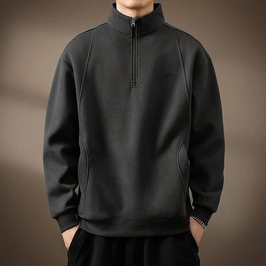 Men's plain half-zip sweatshirt with mock neck, long sleeves and side pockets