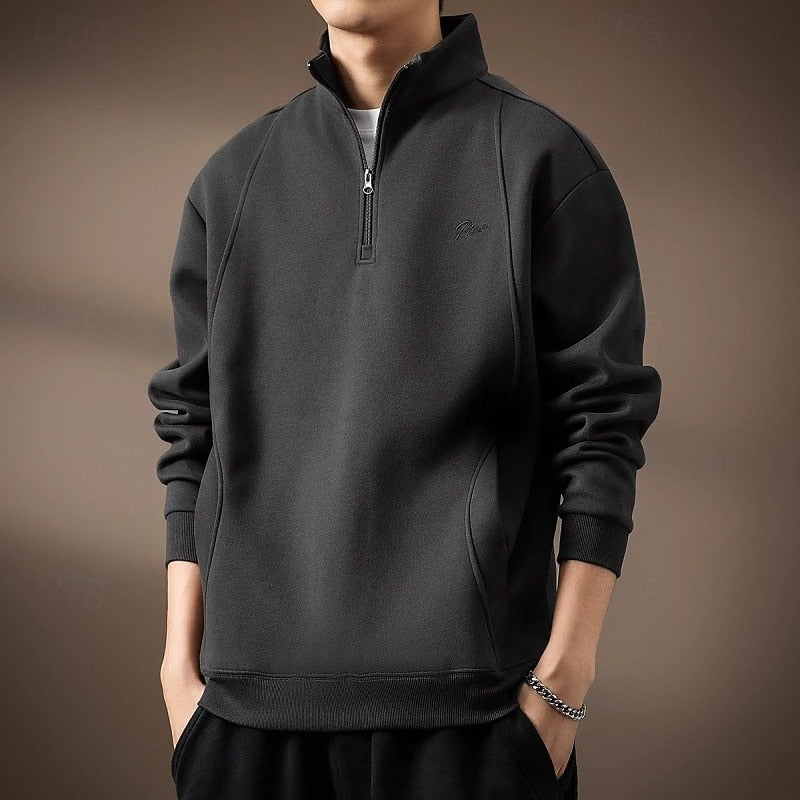 Men's plain half-zip sweatshirt with mock neck, long sleeves and side pockets