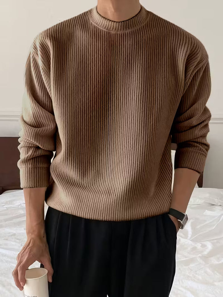 Men's ribbed crew neck sweater with long sleeves