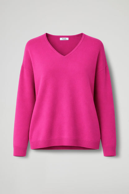 V-neck pullover sweater with finished hem