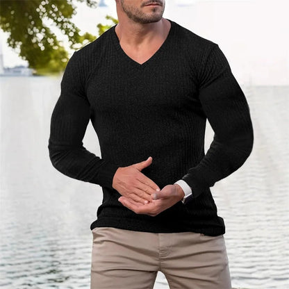 Men's ribbed V-neck sweater with long sleeves