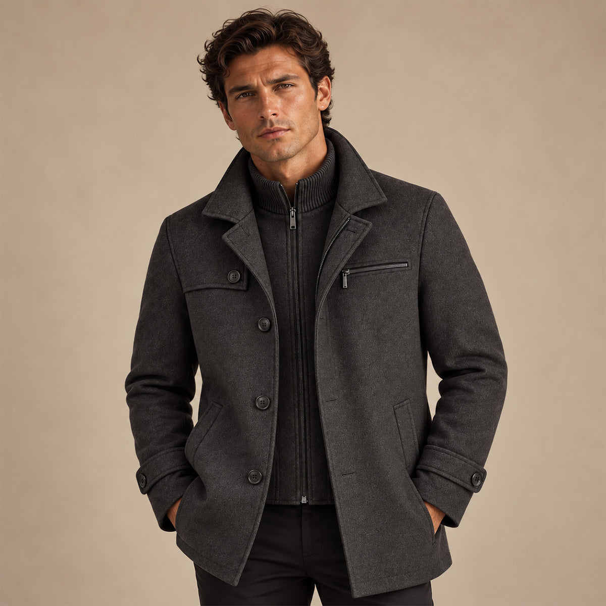 Men's winter coat with adjustable cuffs