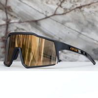 Black / Gold